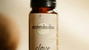 Clove Essential Oil - Image 3